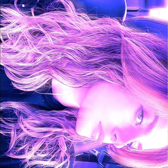 Meet your Posher, Eden - Picture 3 of 3